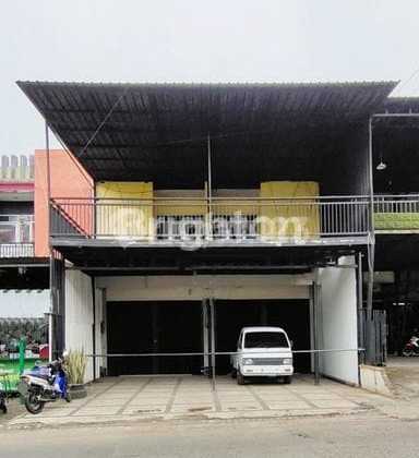 2-Story Shop House for Rent, 8 Meters Wide, Strategic Location, Suitable for Office or Business in Wagir, Malang 2-Story Shop House for Rent, 8 Meters Wide, Strategic Location, Suitable for Office or Business in Wagir, Malang