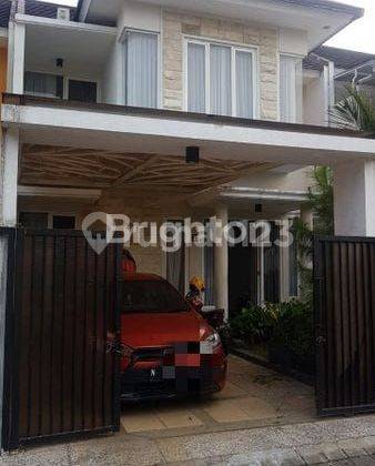 Dijual. Rumah 2 Lantai Daerah Ikan2  1 Menit Ke  Sekolah Santo Yusuf  5 Menit Ke Widya Gama. 5 Menit Ke Pasar Blimbing. 5 Menit Ke Jl Sukarno Hatta.  Dekat Daerah Bisnis Dan Pusat Kuliner 1