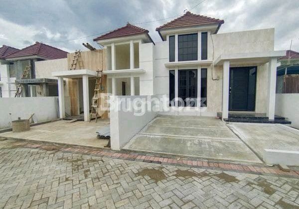 Rumah Baru Strategis Nol Jalan Ir. Soekarno - Kepanjen