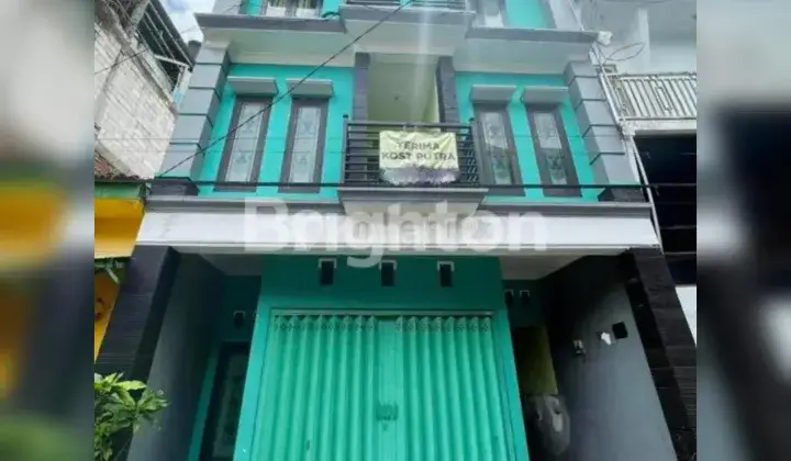 Rumah Kost 3 Lantai Selangkah dari Kampus UB Malang  1