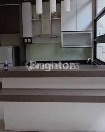 For Rent Spacious & Strategic House on Bunga-Bunga Street - Malang For Rent Spacious & Strategic House on Bunga-Bunga Street - Malang