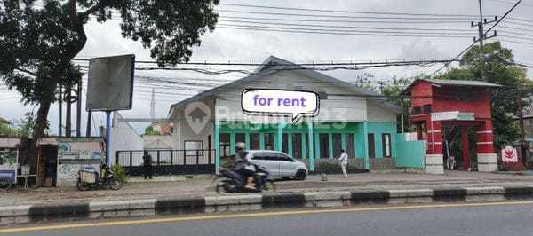 Disewakan Gedung Eks Rumah Makan. 