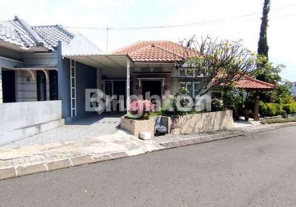 Beautiful House In Greenhill Residence, Karangploso Beautiful House In Greenhill Residence, Karangploso