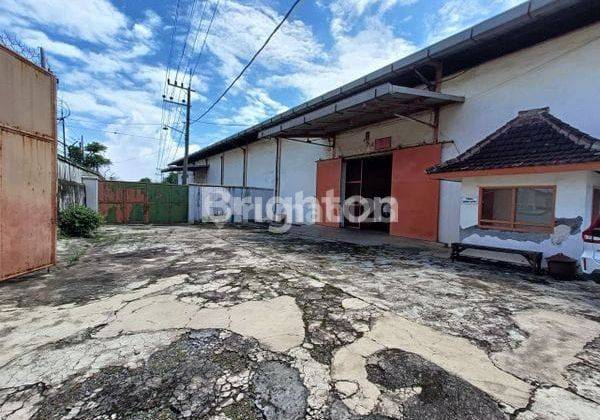 Gudang Strategis, Daerah Purwosari,nol Jalan (nasional)
 1