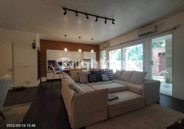 Rumah Luxury Di Villa Puncak Tidar - Malang