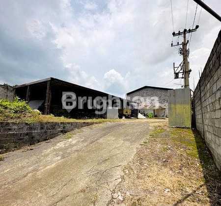 Bangunan Gudang Luas Hitung Tanah Dau Malang 1