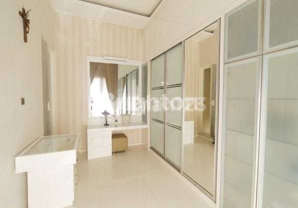 Rumah Mewah Full Furnished Istana Dieng Malang 2