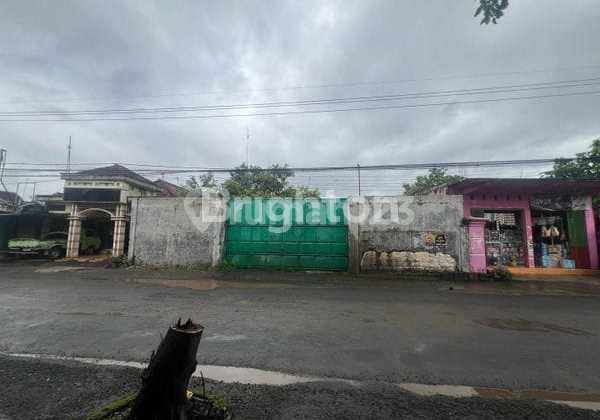 For Sale / Rent Strategic Warehouse - Spacious Land in Blitar