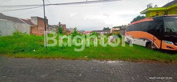 Tanah Luas Janti Barat Malang
bagus Untuk Perumahan Atau Gudang Tanah Luas Janti Barat Malang
bagus Untuk Perumahan Atau Gudang