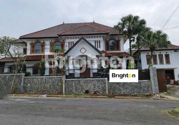 Dijual Rumah Sultan Mewah Di Villa Puncak Tidar, Lokasi Poros Jalan Masuk