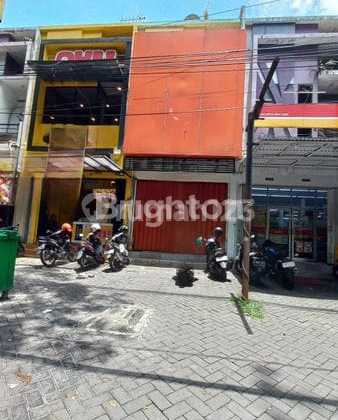 Strategic Shop House in the Center of Malang City, Near Ijen.