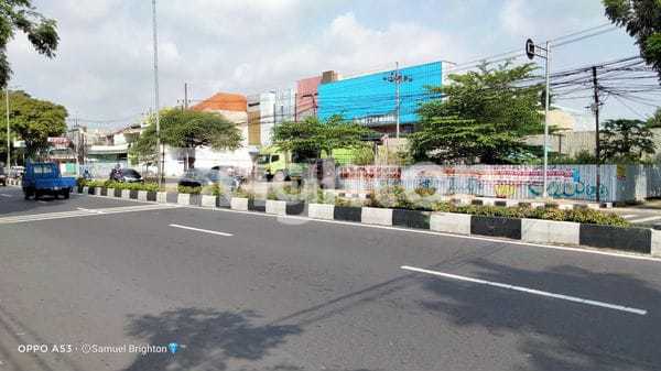 Very Strategic Land on the Main Road of Malang City, Suitable for All Businesses. Very Strategic Land on the Main Road of Malang City, Suitable for All Businesses.
