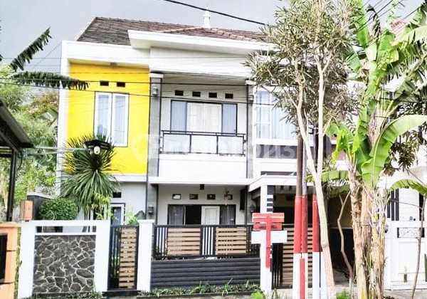 Rumah Luas 2,5 Lantai Bumiayu Strategis 