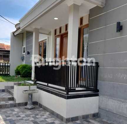 Rumah Baru Tengah Kota (Full Furnished) Rumah Baru Tengah Kota (Full Furnished)