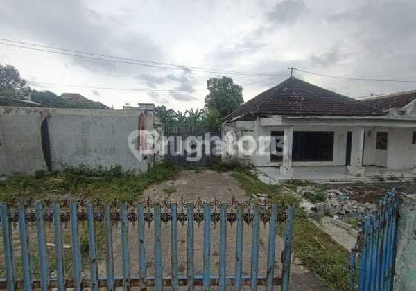 For Sale or Rent House Land Area 1200M² Blimbing Area 2