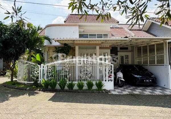 Rumah Hook Semi Furnished Siap Huni Terawat Area Sulfat