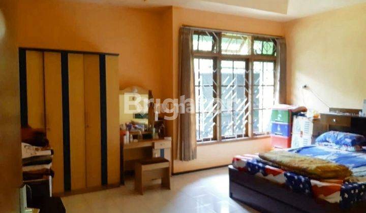 RUMAH HOOK LUAS FULL FURNISHED DEKAT EXIT TOL SAWOJAJAR 2