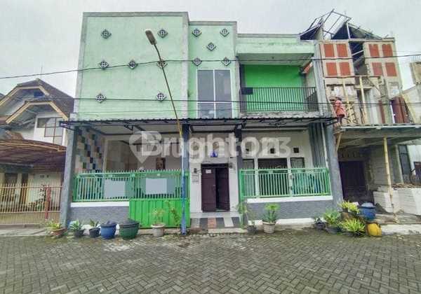 Active Boarding House 22 Rooms - 1 Minute to Kanjuruhan Campus