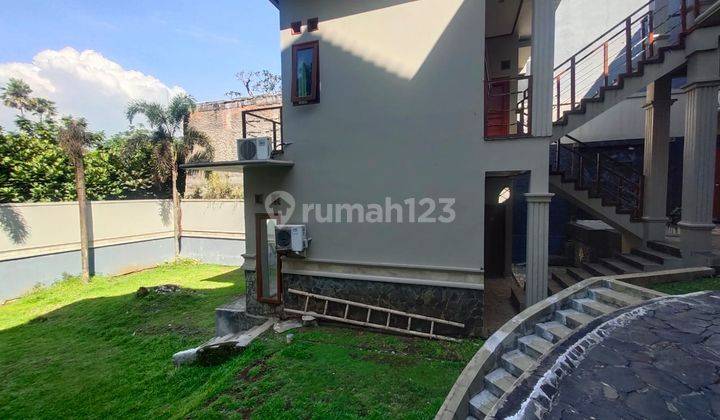 Dijual Rumah Besar di Setrasari Kulon Raya Bandung Utara 9