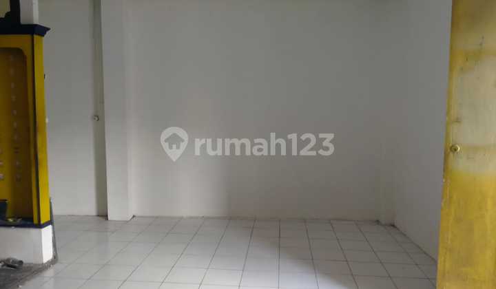 Ruko Tengah Kota Siap Pakai  2
