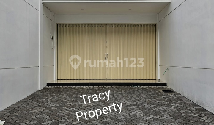 Shop House in Chinatown Area, Semarang 1