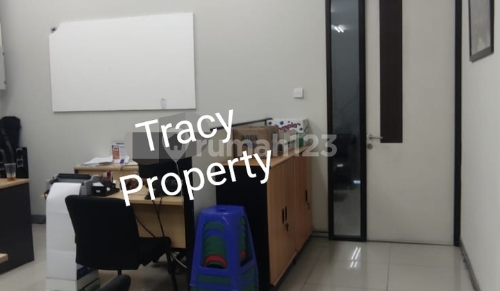 Ready-to-Use Shophouse in Sriwijaya 2