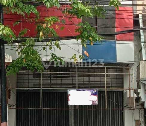 Disewakan Ruko Strategis, Pusat Pertokoan, Bebas Banjir 1