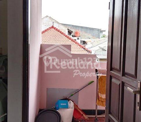 Rumah di Tirtoyoso , Semarang Nc 2149 S 9