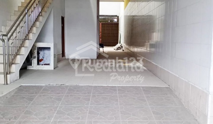 Ruko di Mt Haryono , Semarang Nc 6246  1