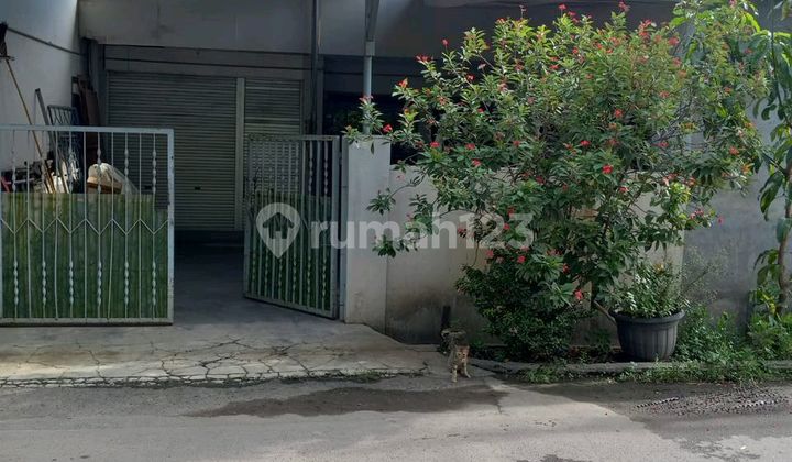 Rumah Dijual Strategis Pusat Kota Rumah di Jl. Kenconowungu Tengah V No.8, Karang Ayu, Semarang Barat, Kota Semarang, Jawa Tengah, Indonesia, 50149, Kenconowungu 2