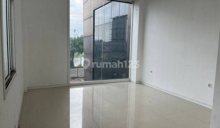 Ruang Kerja Ex. Marketing Galery Kelapa Dua 9