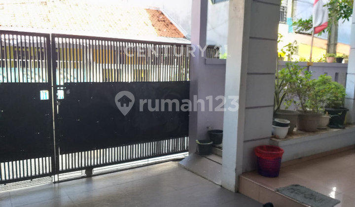 Sunter - 2.5 Story House Ready for Occupancy in a Housing Complex 2