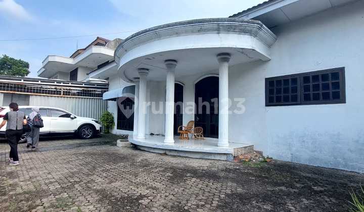 Lahan Berserta Rumah Cantik Di Timur Jakarta