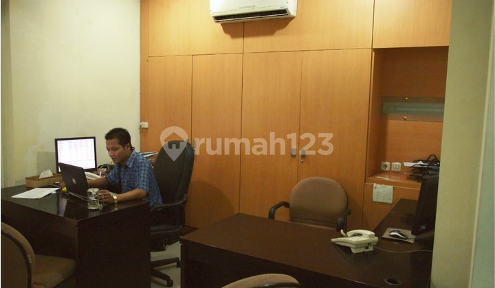 Ruko Dijual Strategis Pinggir Jalan Raya Mataram SemaranG 4