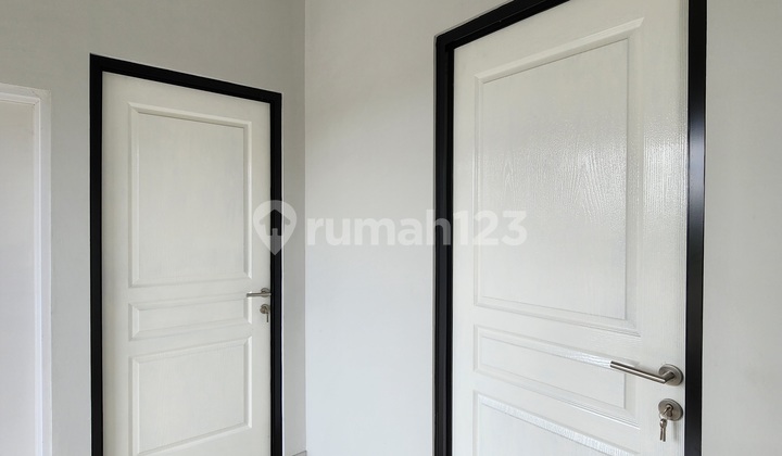 Hunian Cantik 2 Lantai Siap Huni Bebas Dp di Legok Tangerang