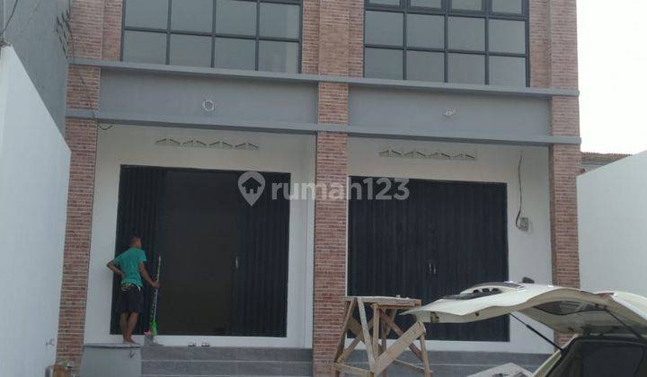 Dijual Ruko Murah 2 Lantai di Bekasi, Lokasi Strategis 1