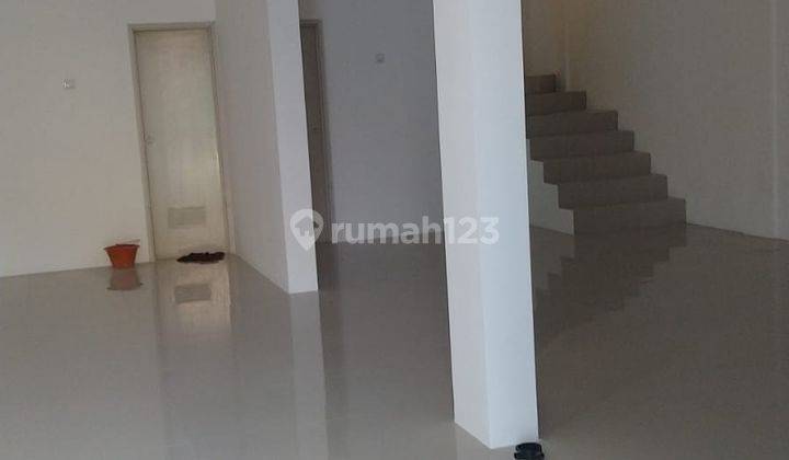 Ruko 2 Lantai Dijual Murah, Lokasi Strategis Harga 1 Ruko Dapat 2  2