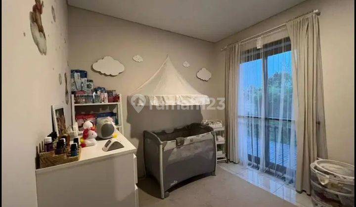 Super Hot! Rumah Hoek Minimalis 2 Lantai, Harga 1000 % Murah, Kota Baru Parahyangan