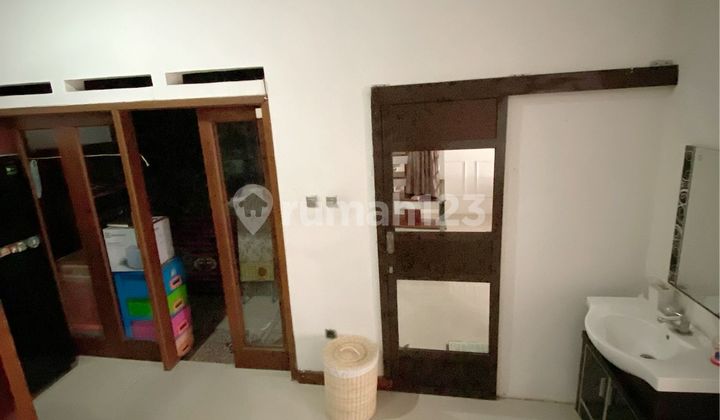 Super Hot! Rumah Hoek Minimalis 2 Lantai 1000% Siap Huni Harga 1000% Murah, Cijerah 
