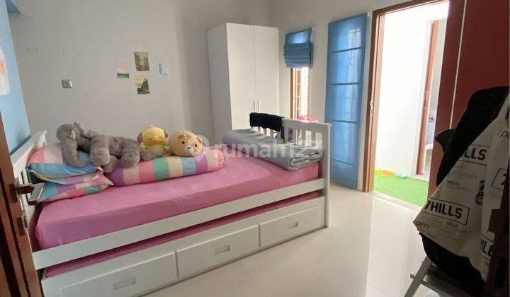 Super Hot! Rumah Hoek Minimalis 2 Lantai 1000% Siap Huni Harga 1000% Murah, Cijerah 