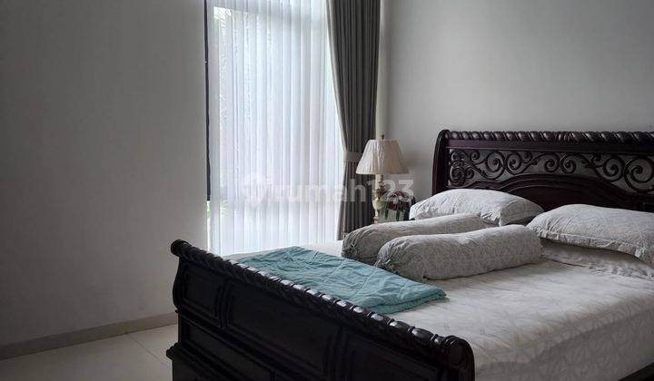 Super Hot! Rumah Mewah Super Ciamik Bonus Danau Cantik! Kota Baru Parahyangan! 