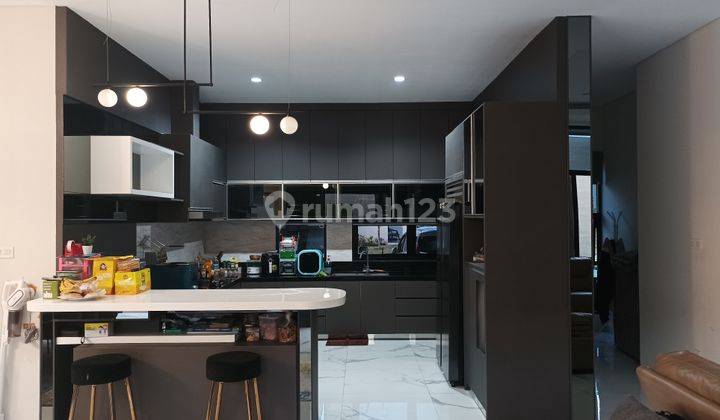 Super Hot! Luxury House With Amazing Lake View, Kota Baru Parahyangan 10