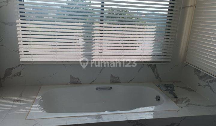 Super Hot! Luxury House With Amazing Lake View, Kota Baru Parahyangan 16