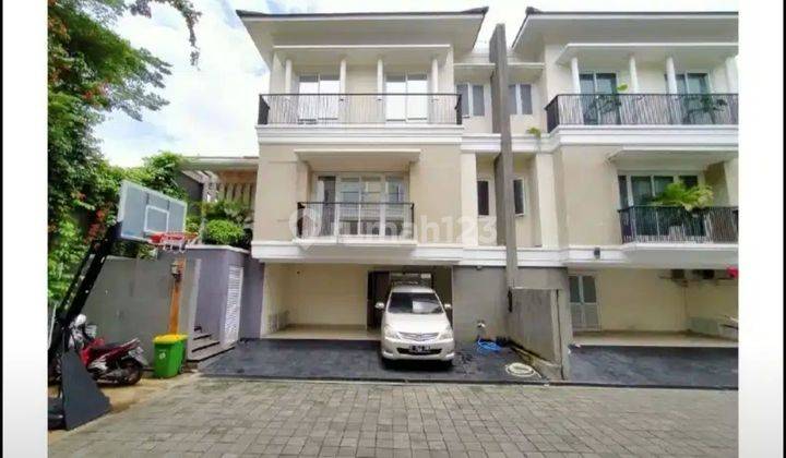 Rumah Modern Siap Huni Super Strategis ! 5 Menit Ke Pejaten Village Mall!  1