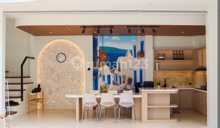 Homey,super Nyaman! Rumah Modern Super Cantik Kota Baru Parahyangan! 2