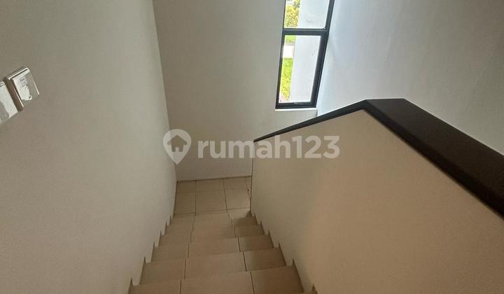 Ready-to-Live Modern House in Kota Baru Parahyangan, More Comfortable.