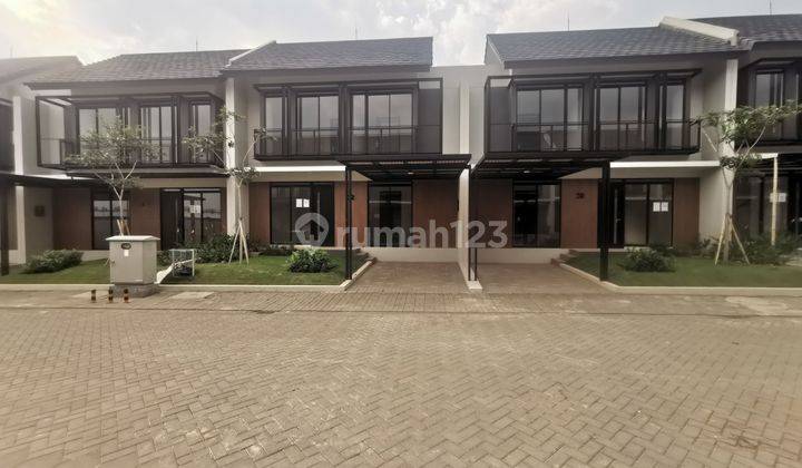 Rumah Modern Minimalis 2 Lantai Kota Baru Parahyangan Harga Terbaik!  1