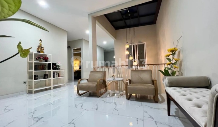 Rumah Hoek 2 Lantai Siap Huni Jadi Tempatmu Bercerita! Kota Baru Parahyangan Rumah Hoek 2 Lantai Siap Huni Jadi Tempatmu Bercerita! Kota Baru Parahyangan