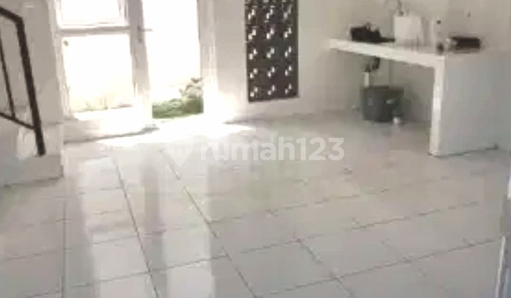 Rumah Minimalis Modern 2 Lantai Siap Huni Summarecon Bandung!