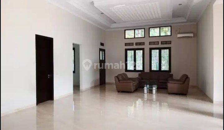 Classic Spacious Family Home! Kota Baru Parahyangan  2